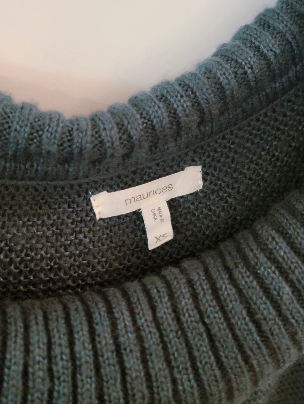 Maurices Off-Shoulder Dark Green Knit Sweater Size Extra Small Great Condition - Picture 9 of 14